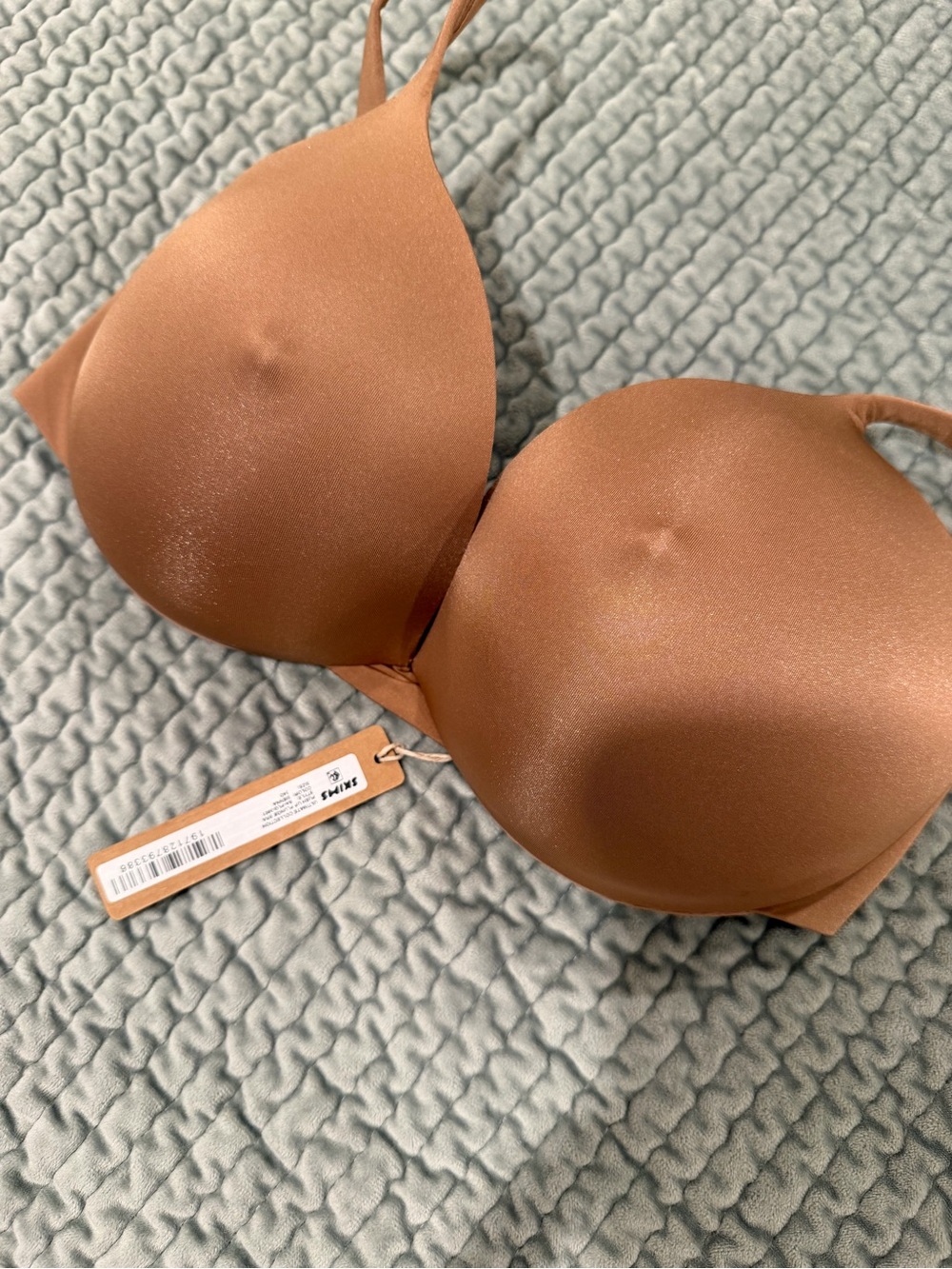 SKIMS Satin nipple T-Shirt Bra - Caramel